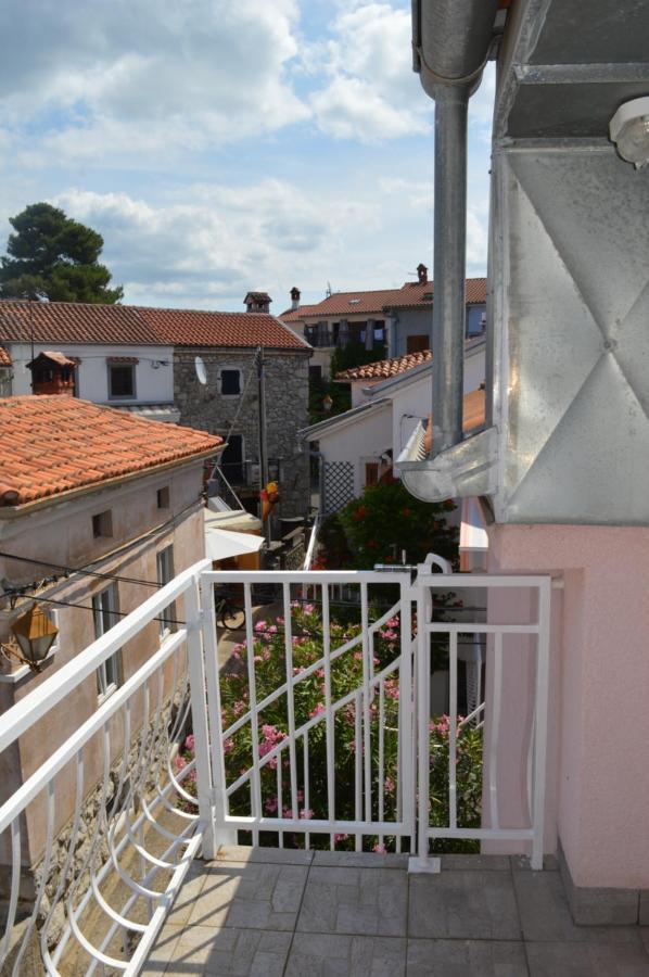Ribar 2 * Njivice